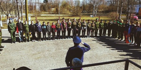 Военно-спортивная игра « Школа безопасности – «Зарница»